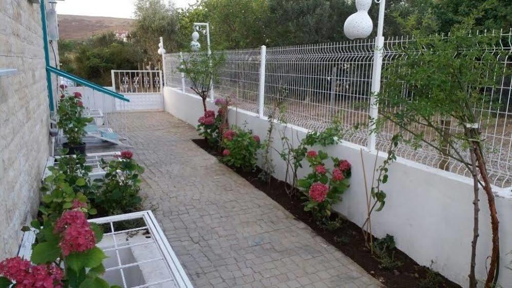 Garden Ada Hotel بوزجادا المظهر الخارجي الصورة