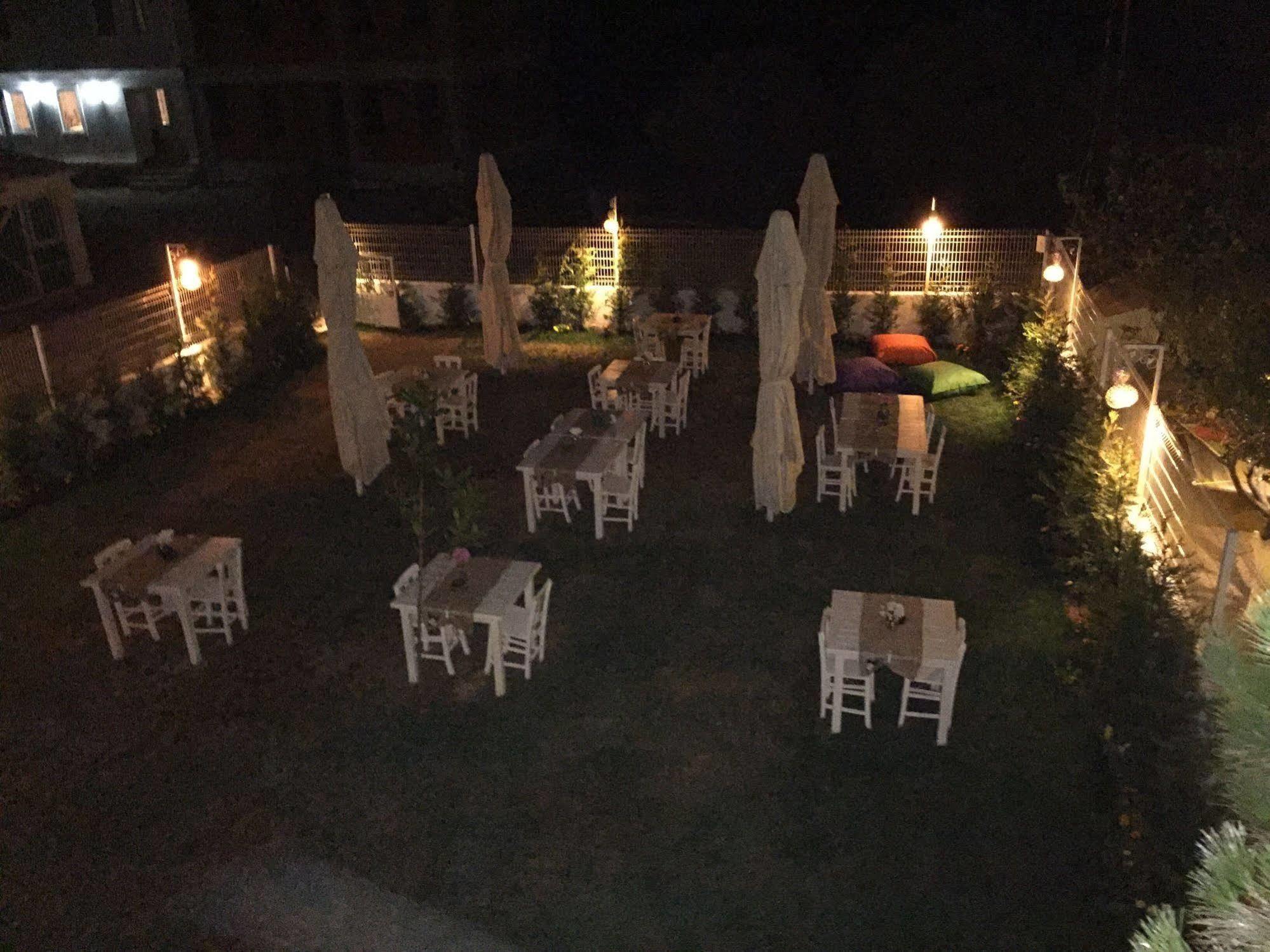 Garden Ada Hotel بوزجادا المظهر الخارجي الصورة