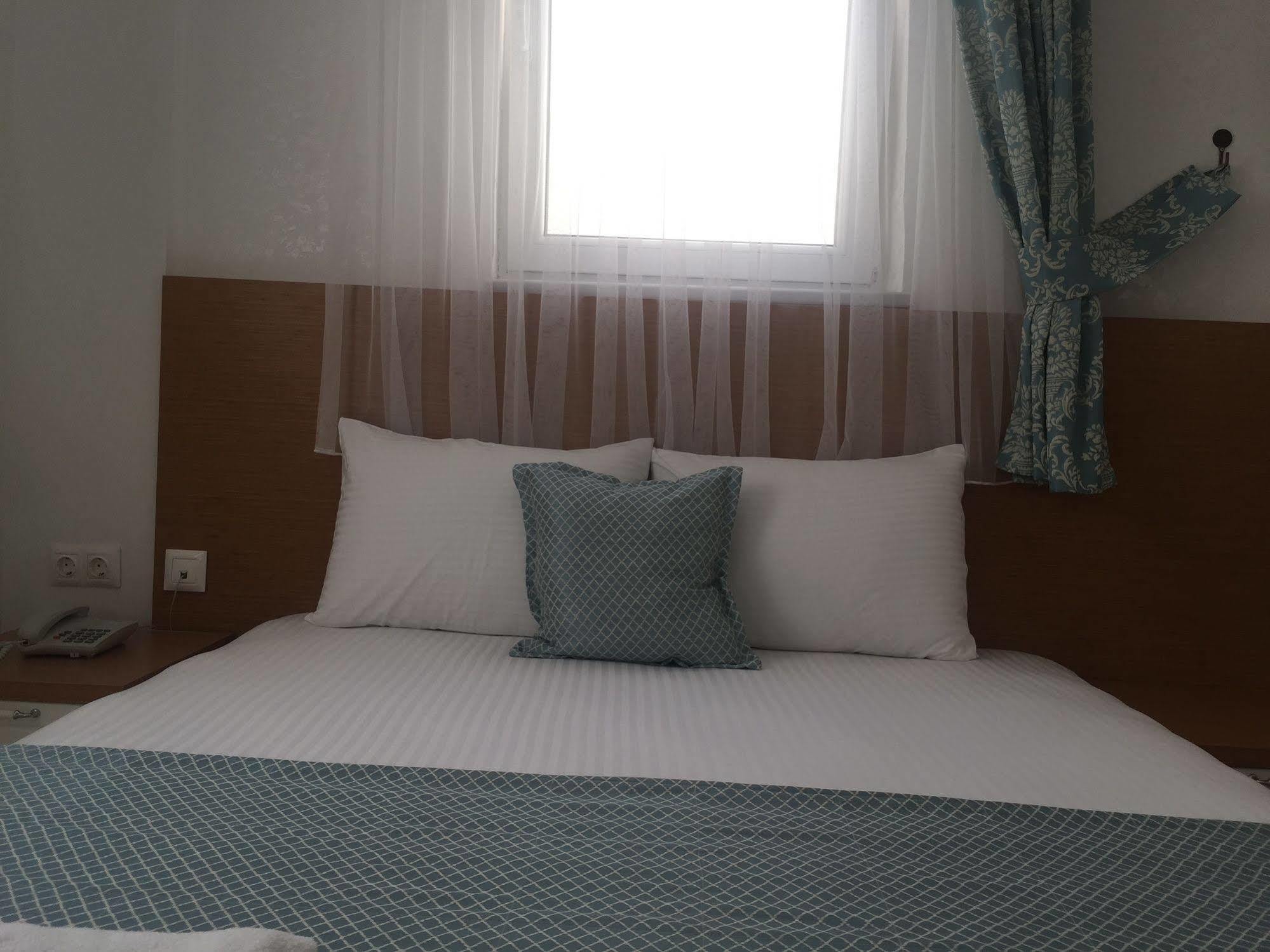 Garden Ada Hotel بوزجادا المظهر الخارجي الصورة