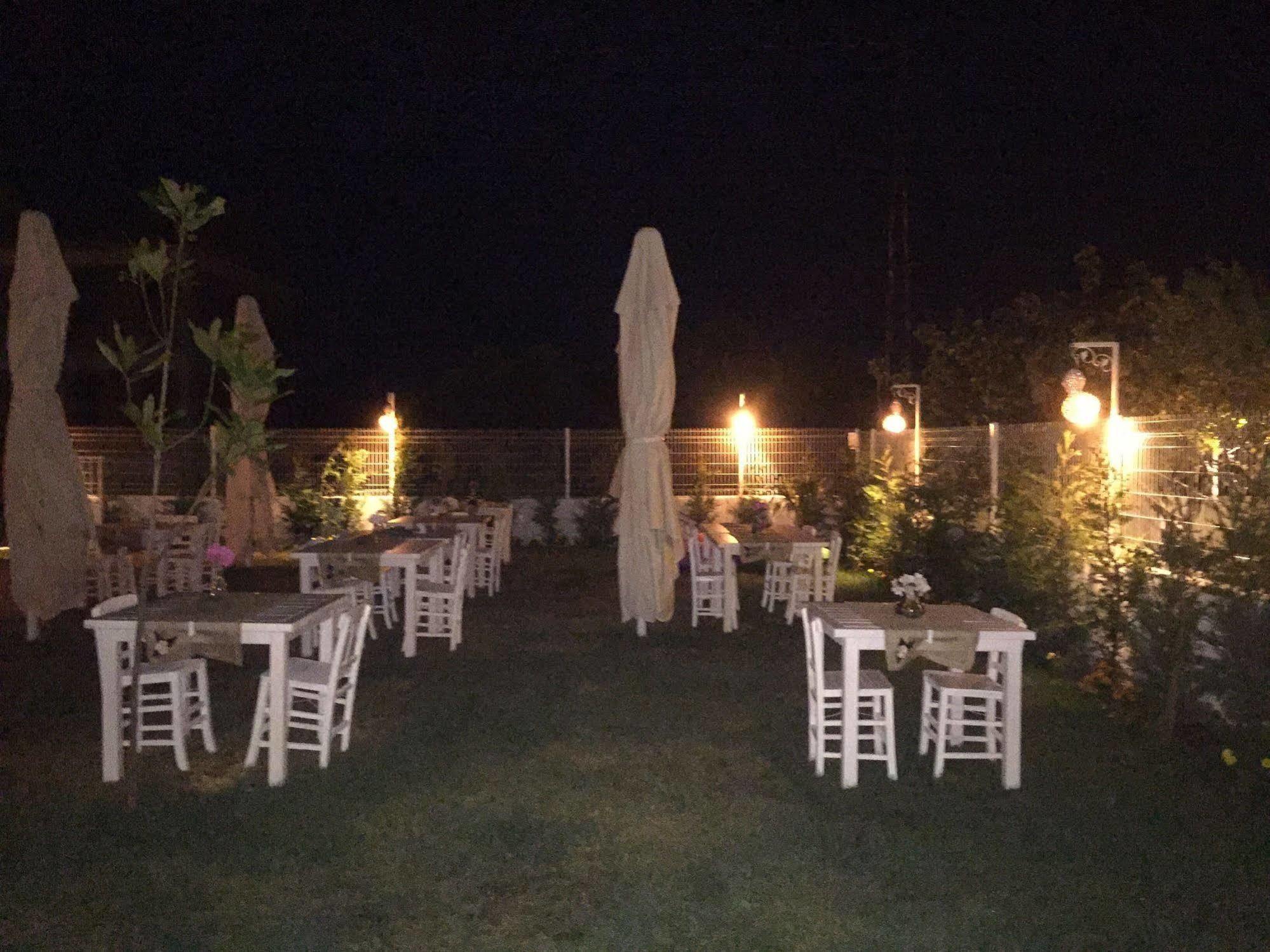 Garden Ada Hotel بوزجادا المظهر الخارجي الصورة